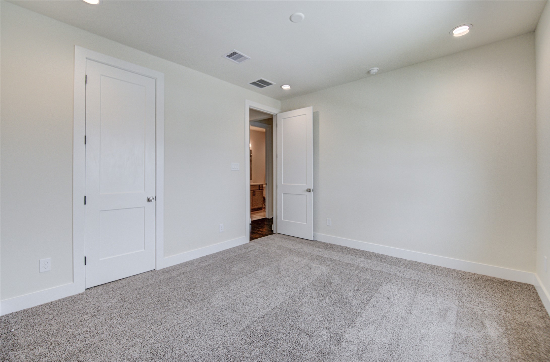 1504 Story Street Houston, TX 77055 - Photo 33 of 45 Another angle of the room