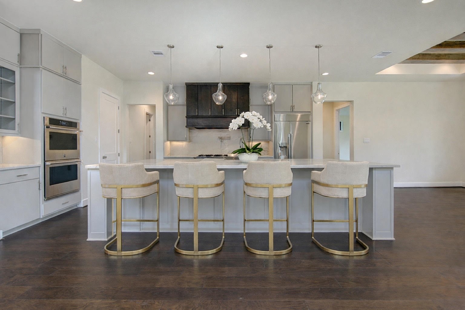 1504 Story Street Houston, TX 77055 - Photo 5 of 45 Kitchen is Jennair Stainless steel appliance package. *Virtually Staged