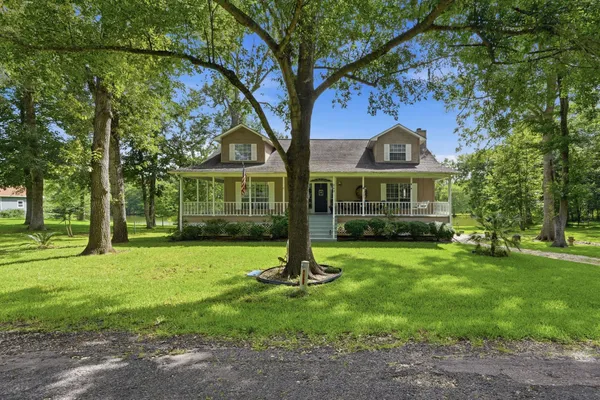 $310,000 | 249 Lakeshore Drive, Cleveland, TX 77327