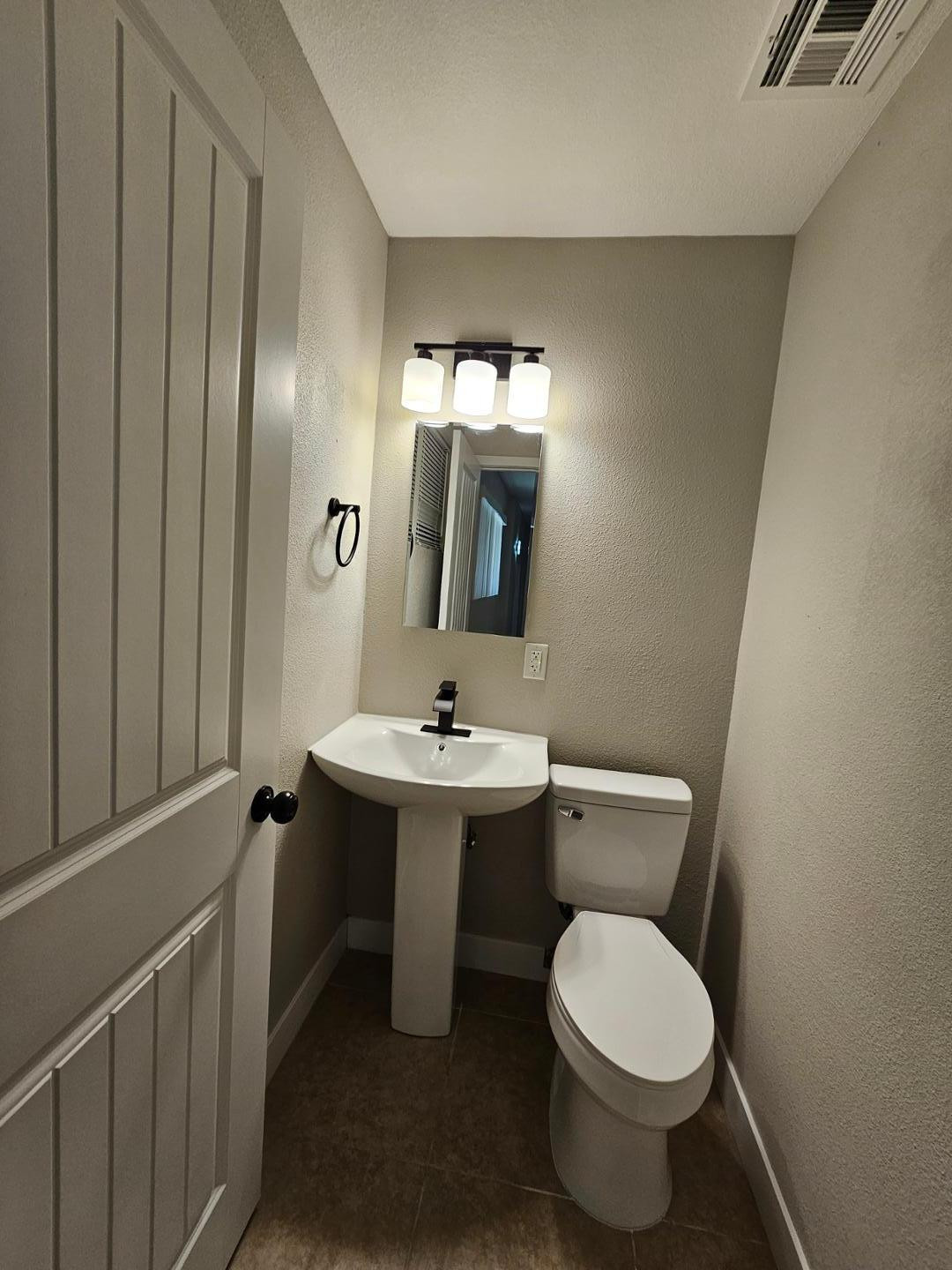8702 West Pinnacle Peak Road Peoria, AZ 85383 - Photo 10 of 16 Photo #10