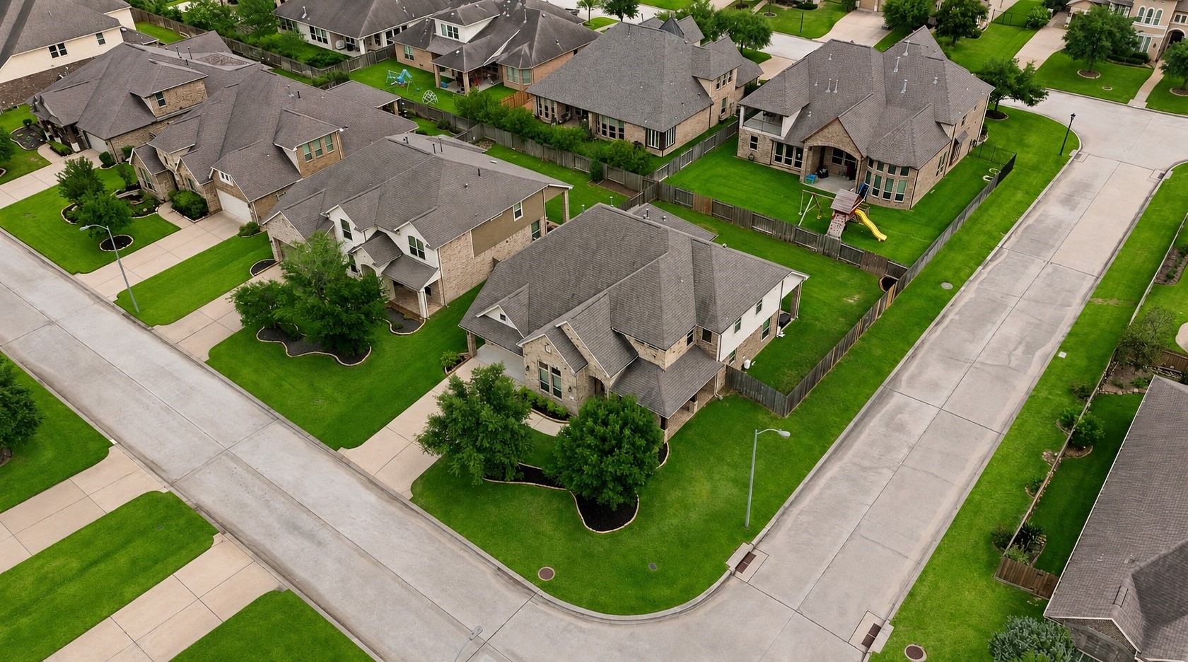 6835 Preston Grove Drive Spring, TX 77389 - Photo 47 of 49 an aerial view of a house