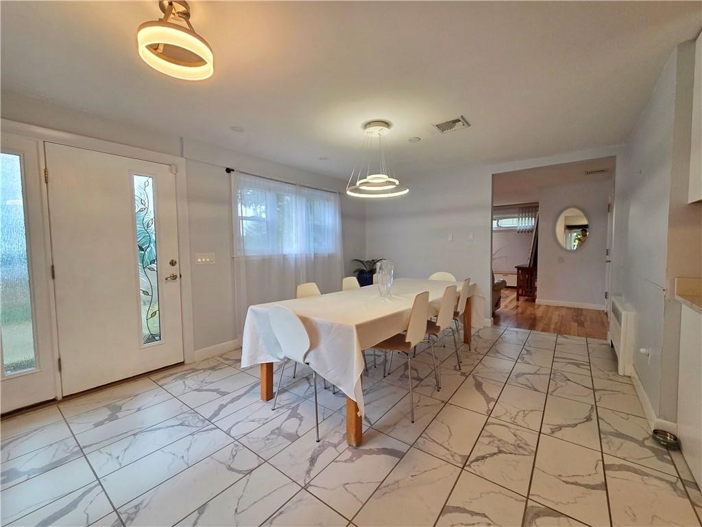 141 Glen Ridge Road Cranston, RI 02920 - Photo 12 of 32