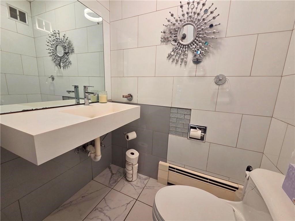 141 Glen Ridge Road Cranston, RI 02920 - Photo 14 of 32