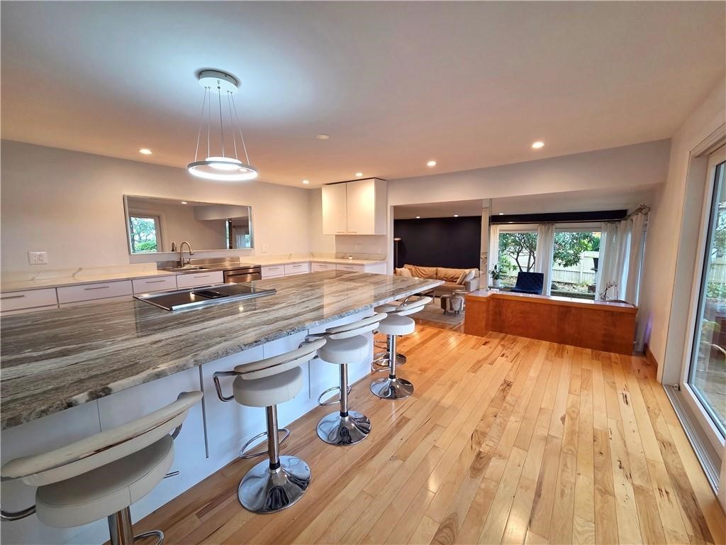 141 Glen Ridge Road Cranston, RI 02920 - Photo 10 of 32