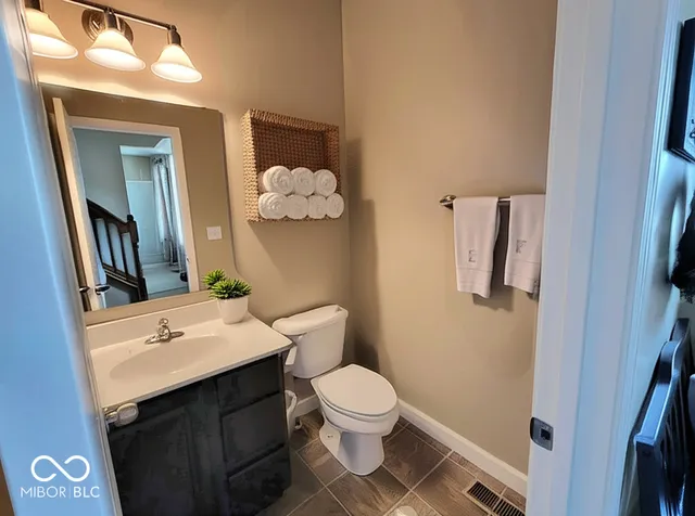 $409,900 | 908 North Wild Pine Drive, Yorktown, IN 47396