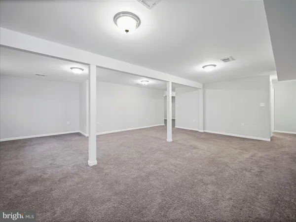 $2,400 | 183 Aylesbury Lane, Martinsburg, WV 25403