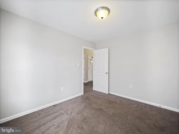 $2,400 | 183 Aylesbury Lane, Martinsburg, WV 25403