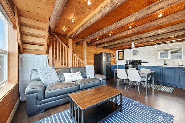 $699,950 | 270 Grapeview Point Road, Allyn, WA 98524