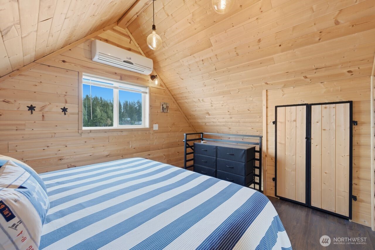 270 Grapeview Point Road Allyn, WA 98524 - Photo 10 of 40