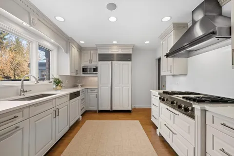 $2,675,000 | 2836 Blackhawk Road, Wilmette, IL 60091