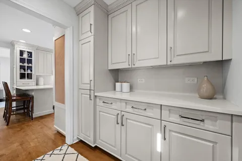 $2,675,000 | 2836 Blackhawk Road, Wilmette, IL 60091