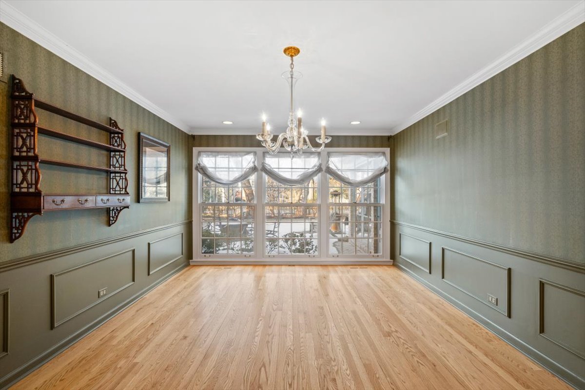 2836 Blackhawk Road Wilmette, IL 60091 - Photo 26 of 73