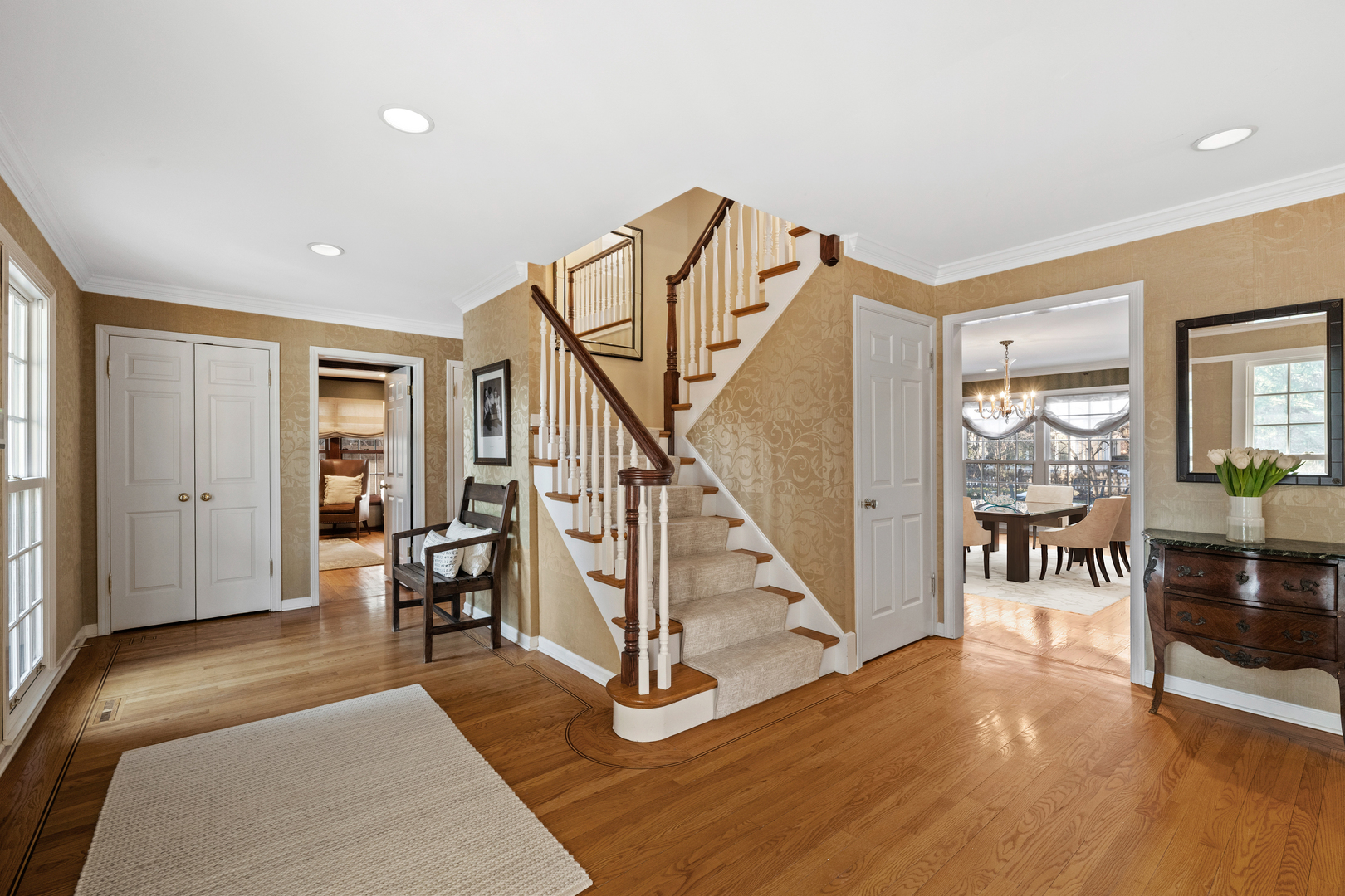 2836 Blackhawk Road Wilmette, IL 60091 - Photo 4 of 73