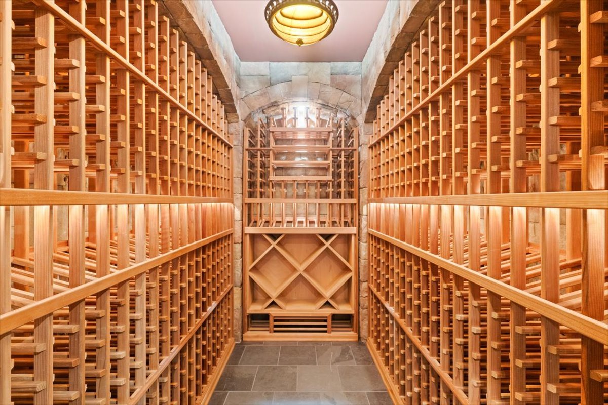 2836 Blackhawk Road Wilmette, IL 60091 - Photo 58 of 73