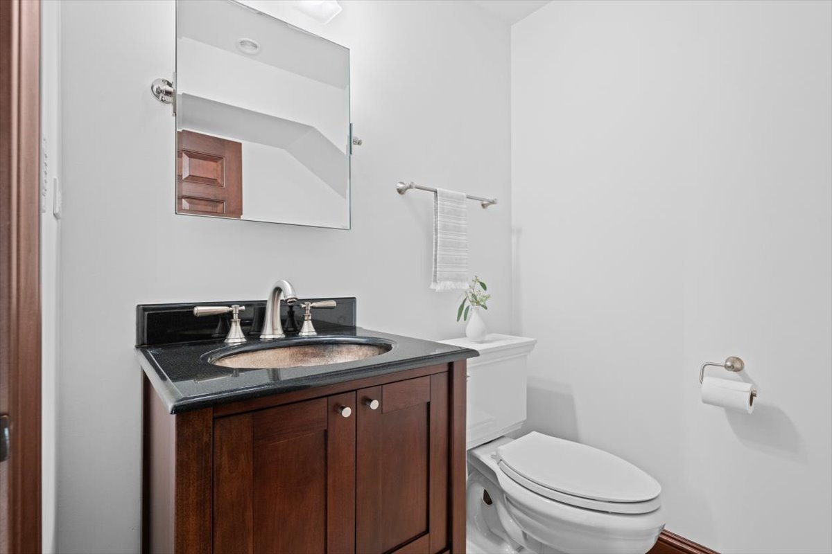 2836 Blackhawk Road Wilmette, IL 60091 - Photo 60 of 73