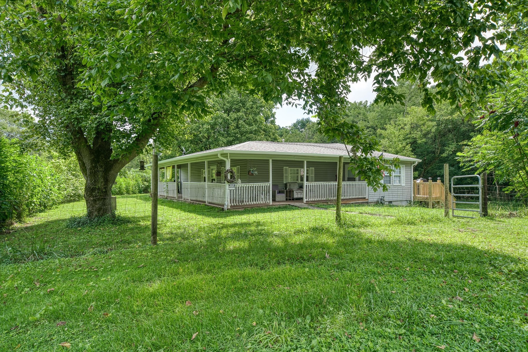 1676 Chestnut Hill Road Crossville, TN 38555 - Photo 2 of 38 Gallery Image 2