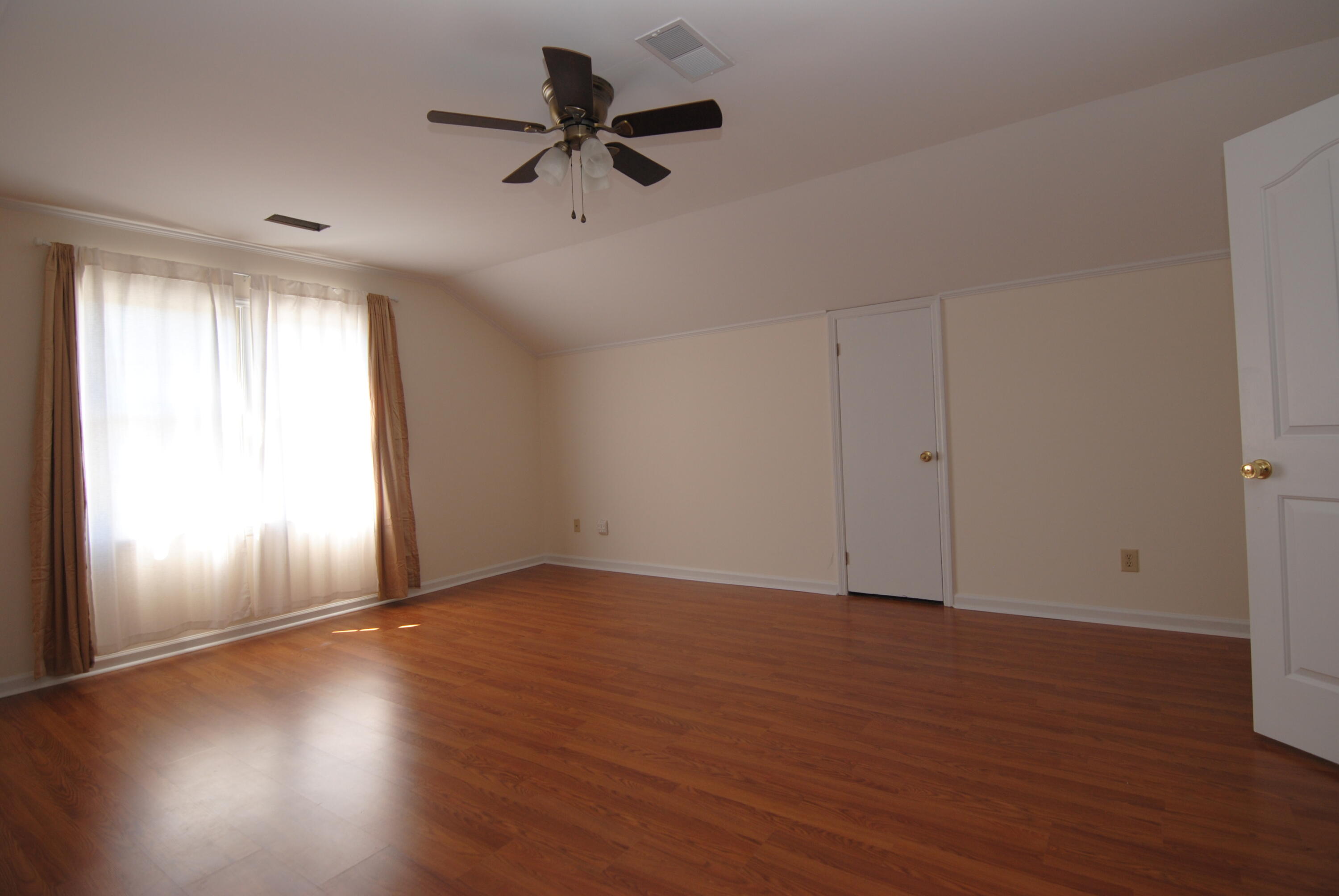 1401 Cooper River Boulevard Moncks Corner, SC 29461 - Photo 13 of 18 DSC_0027