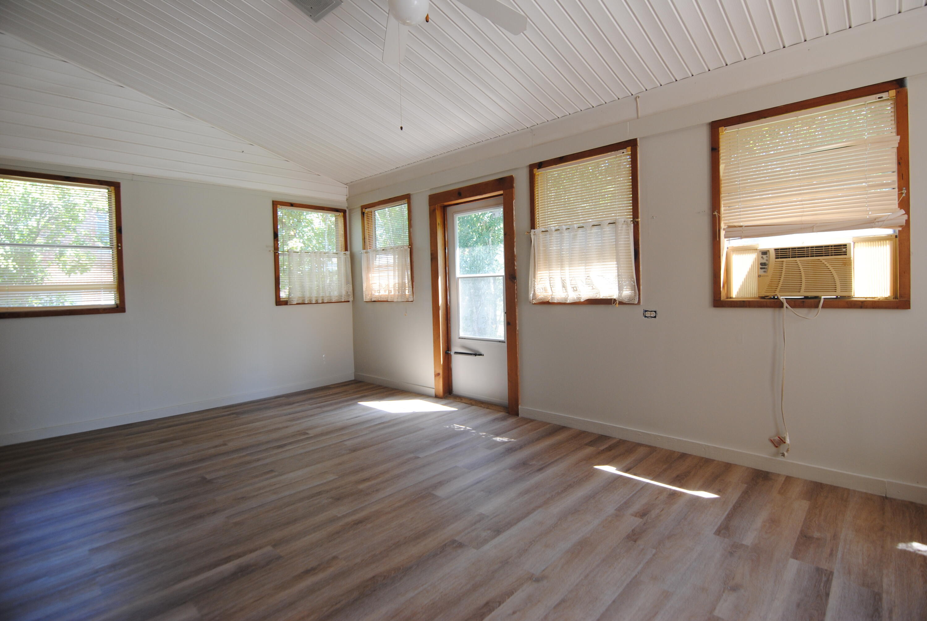 1401 Cooper River Boulevard Moncks Corner, SC 29461 - Photo 10 of 18 DSC_0018