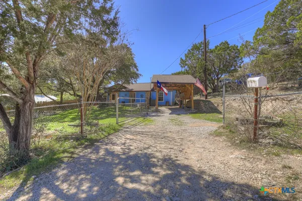$279,000 | 1069 Trail Pass Drive, Canyon Lake, TX 78133