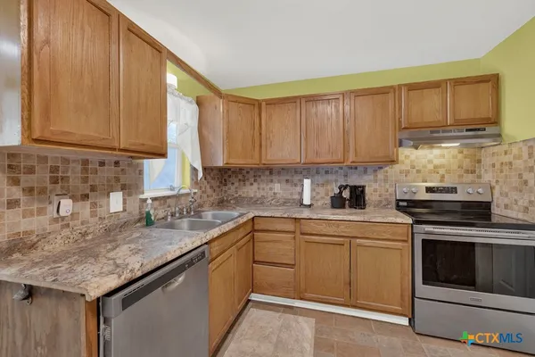$279,000 | 1069 Trail Pass Drive, Canyon Lake, TX 78133