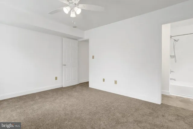 $2,100 | 6917 B Mary Caroline Circle, Alexandria, VA 22310