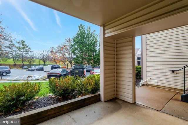 $2,100 | 6917 B Mary Caroline Circle, Alexandria, VA 22310