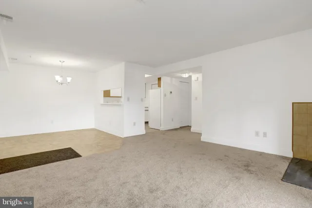 $2,100 | 6917 B Mary Caroline Circle, Alexandria, VA 22310