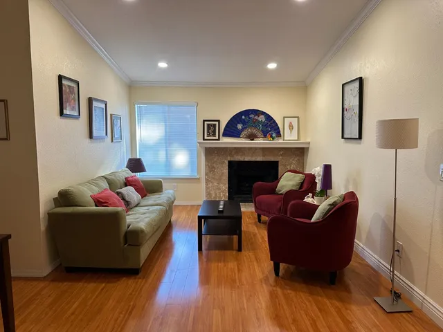 $289,900 | 7711 Juan Way, Unit 22B, Fair Oaks, CA 95628