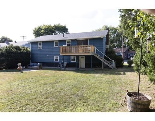 7 Gallows Hill Road Salem, MA 01970 - Photo 5 of 29 Gallery Image 5