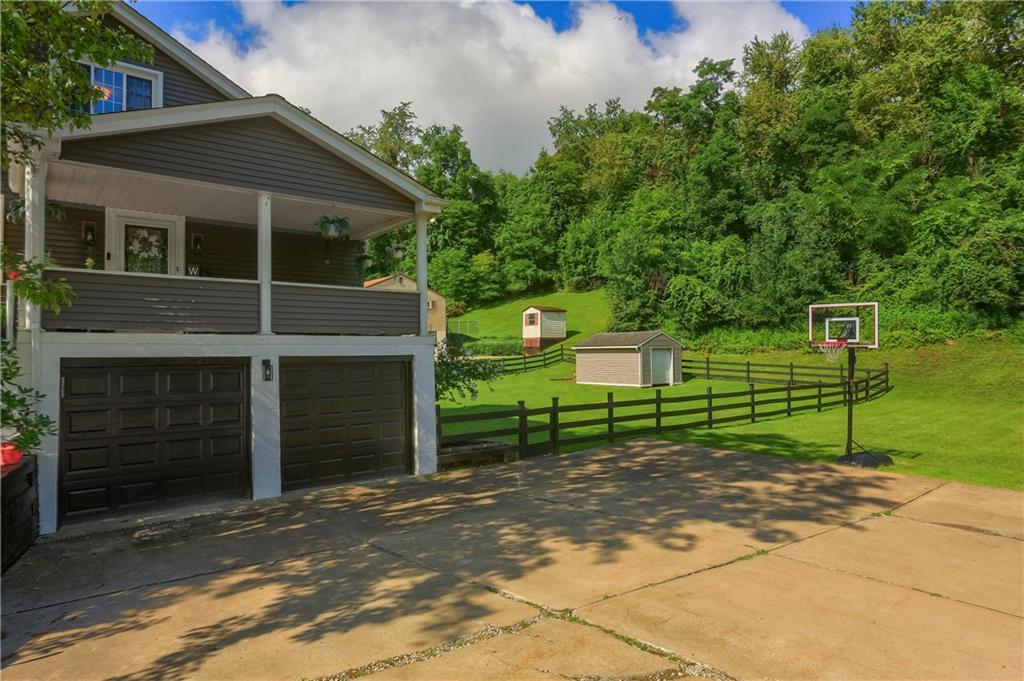 2324 Forest Grove Road Coraopolis, PA 15108 - Photo 6 of 49 Gallery Image 6