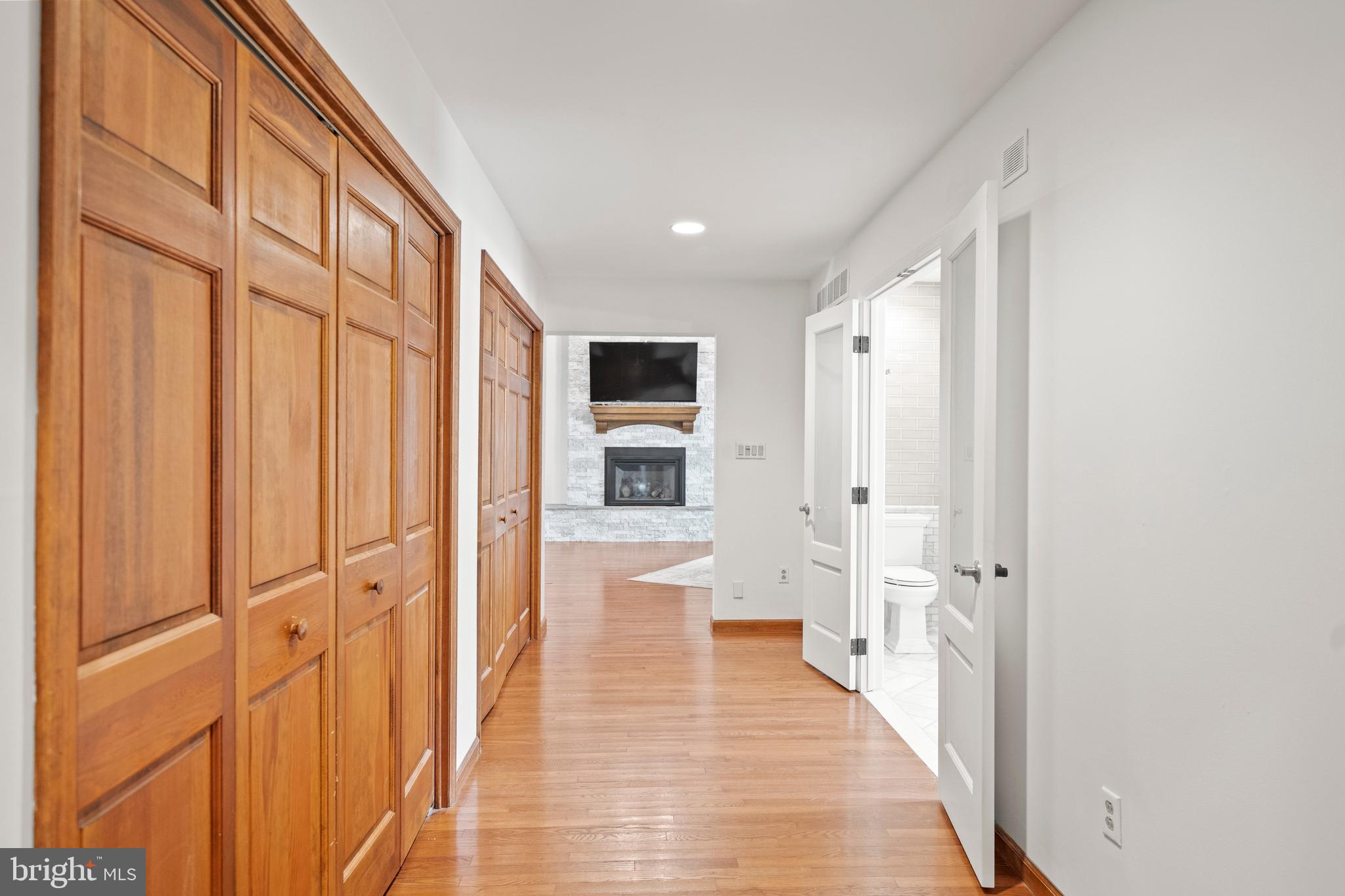 1017 Davis Road Ambler, PA 19002 - Photo 26 of 66 Entry w/closets to 1st flr main bedroom suite
