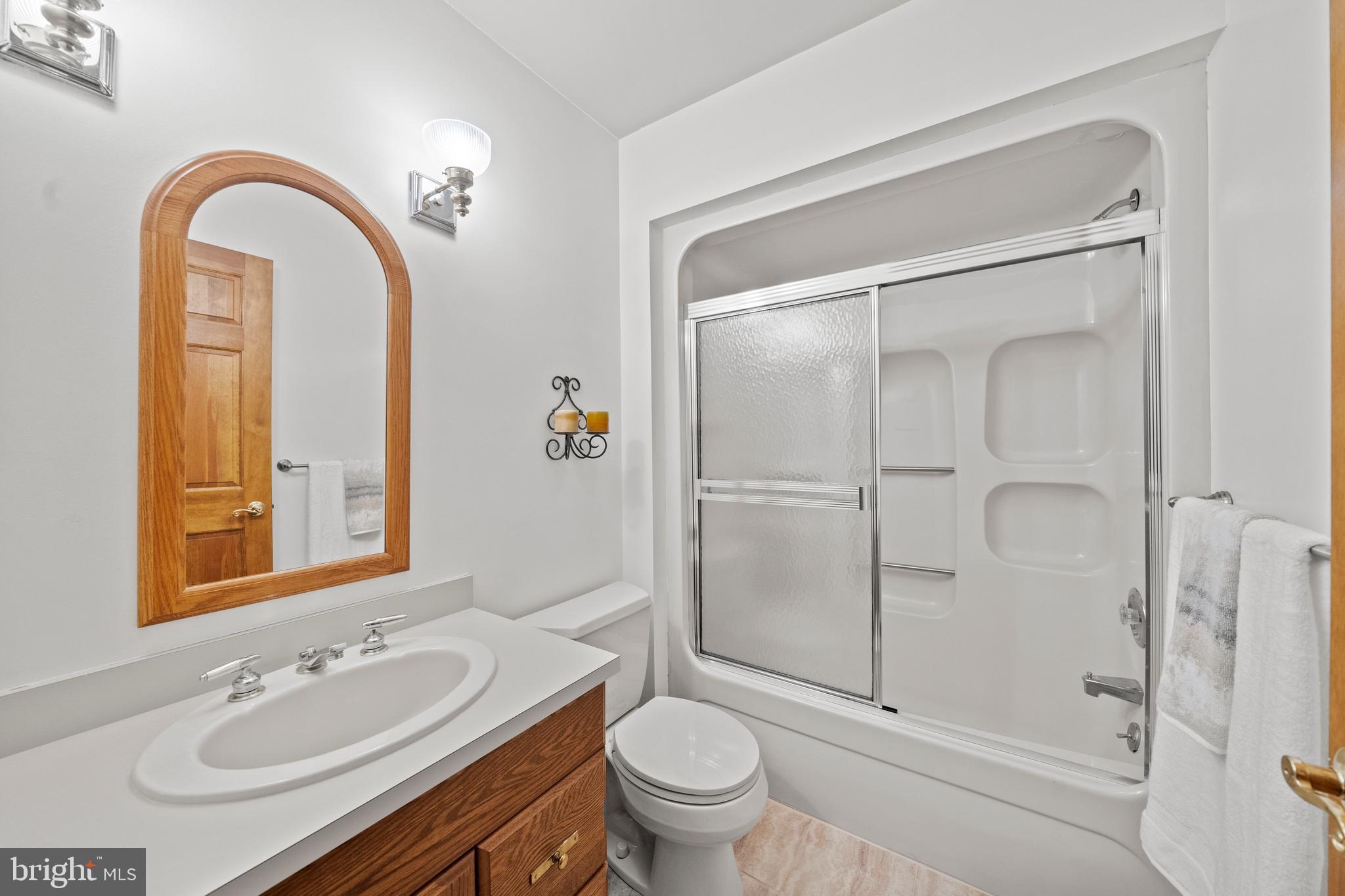 1017 Davis Road Ambler, PA 19002 - Photo 42 of 66 En suite bath in 1st bedroom on 2nd floor