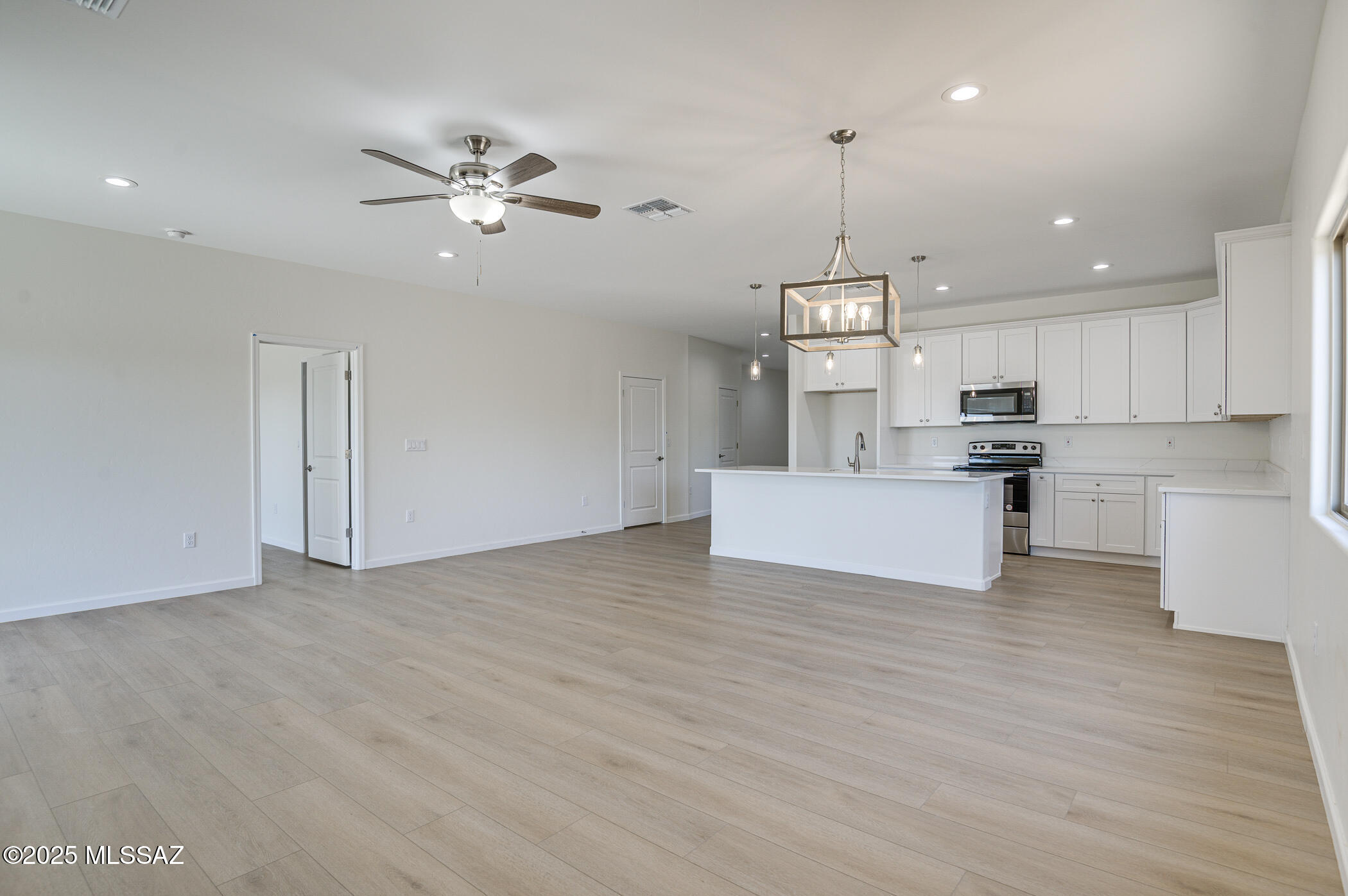 401 North Vail View Road Vail, AZ 85641 - Photo 16 of 49 Gallery Image 16