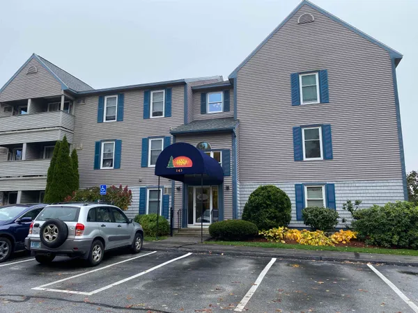 $1,875 | 133 Eastern Avenue, Unit 304, Manchester, NH 03104