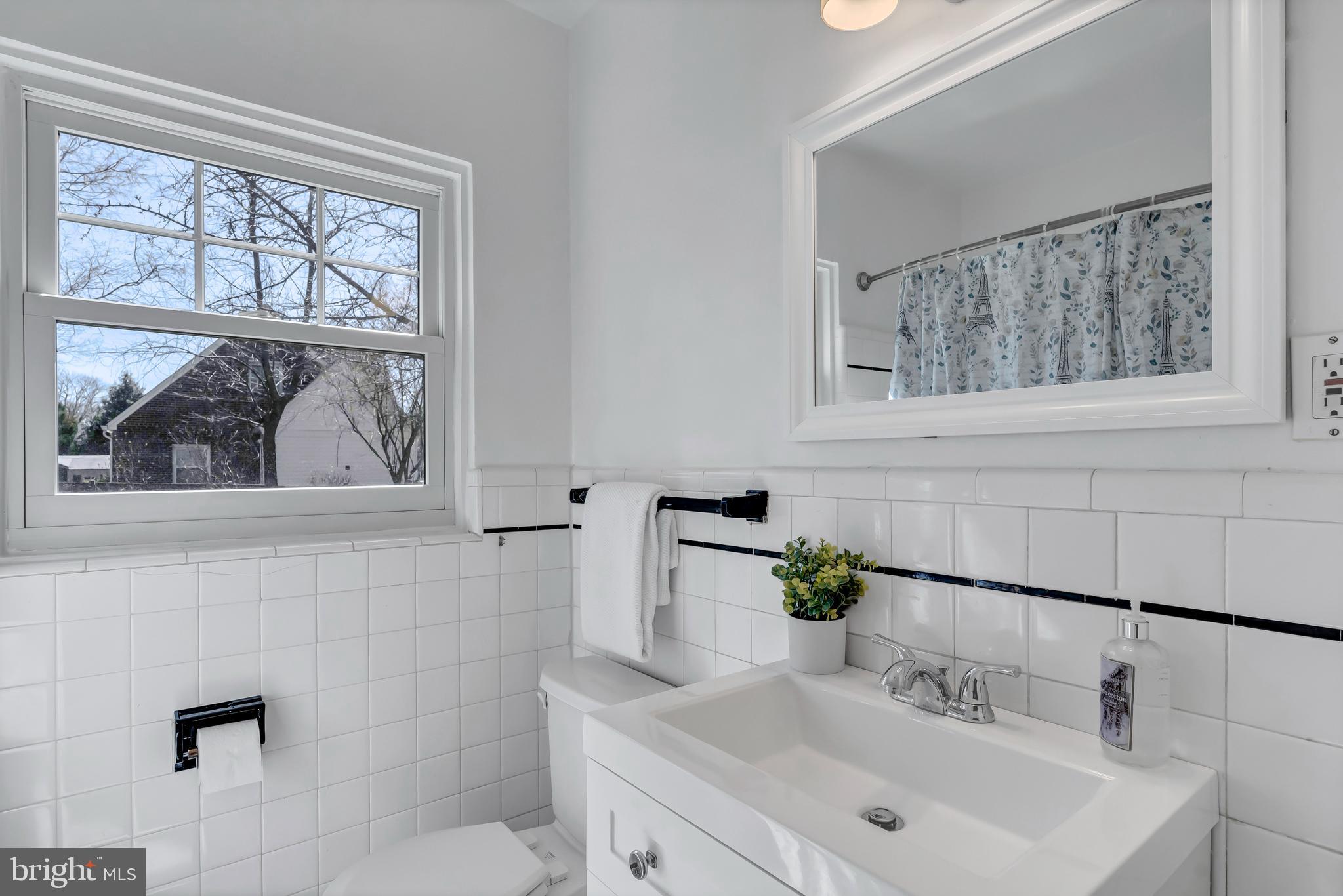 10415 Lorain Avenue Silver Spring, MD 20901 - Photo 26 of 38