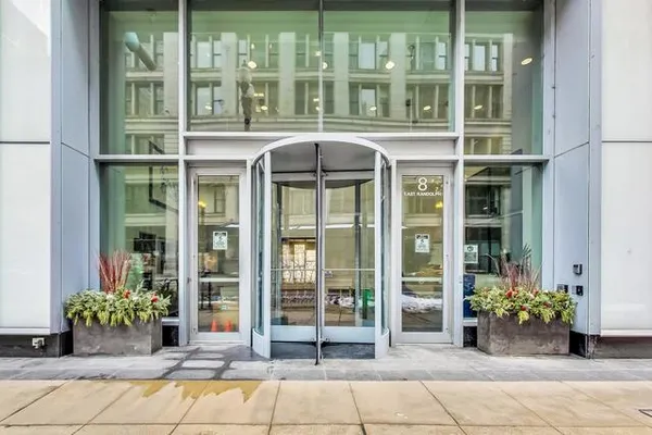 $2,900 | 8 East Randolph Street, Unit 2806, Chicago, IL 60601