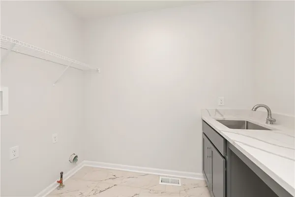 $649,900 | 1009 Via Angelo Custode Parma Ny 14468, Parma, NY 14468