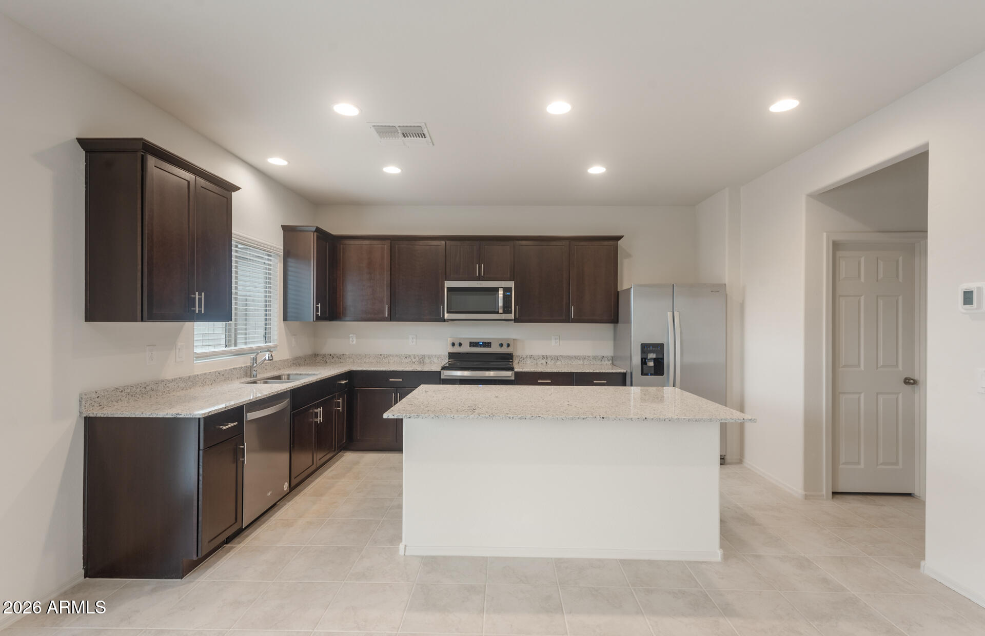 43015 West Palo Amarillo Road Maricopa, AZ 85138 - Photo 3 of 22 2 - Kitchen