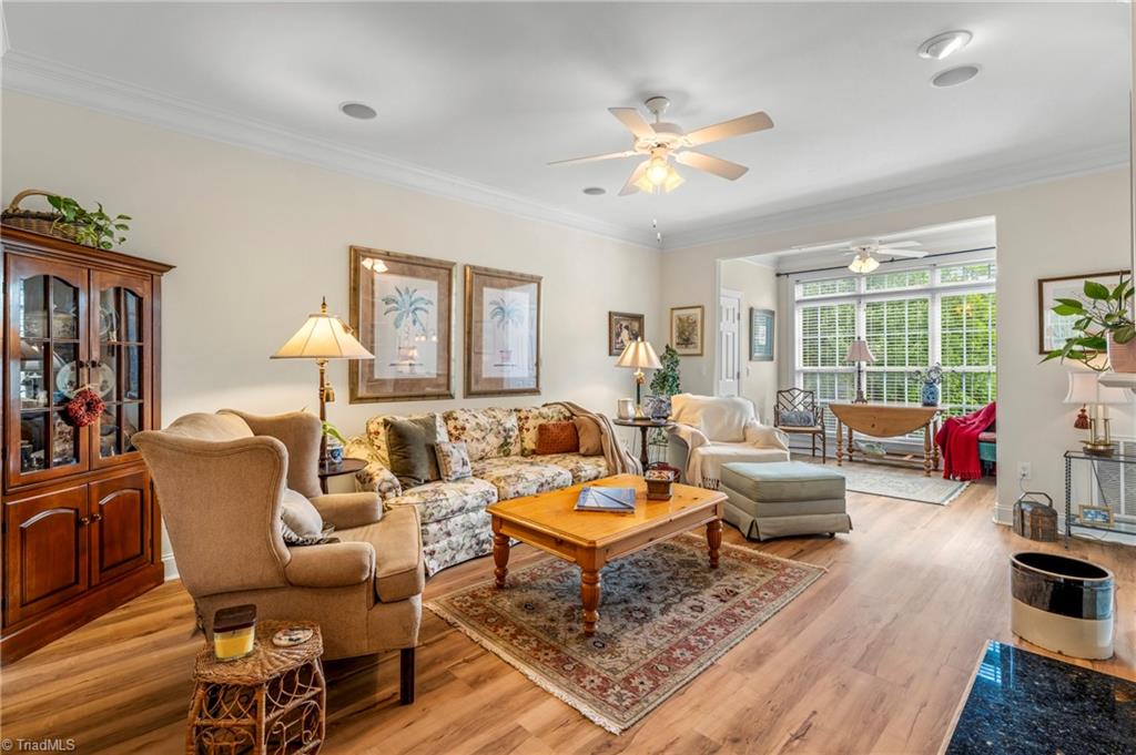 524 College Road, Unit 207 Greensboro, NC 27410 - Photo 2 of 31