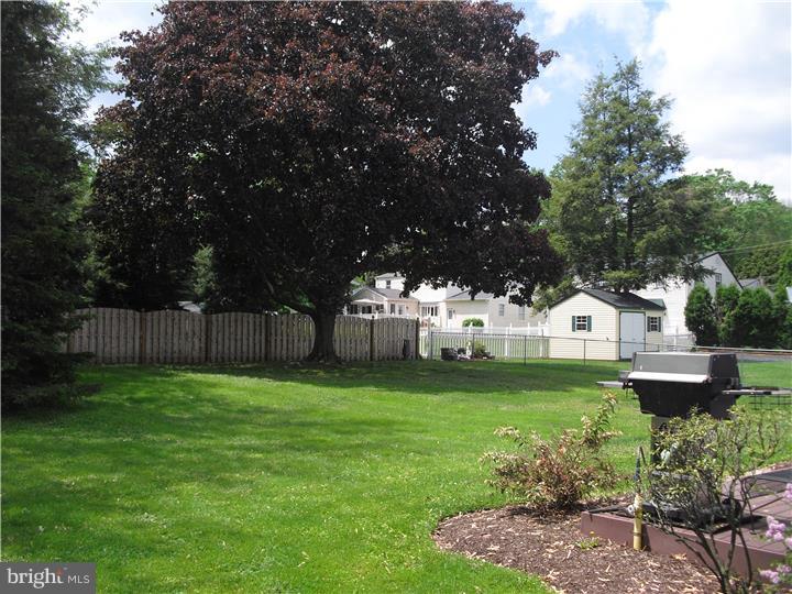 2612 Caranel Road Broomall, PA 19008 - Photo 3 of 21 Gallery Image 3