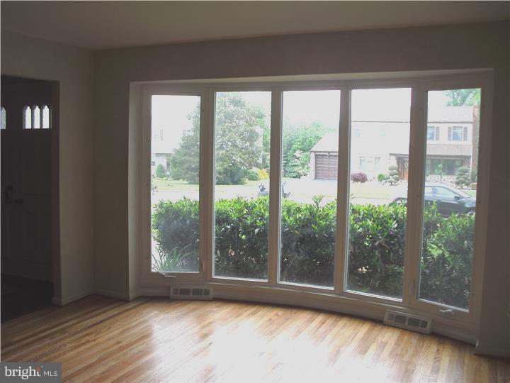 2612 Caranel Road Broomall, PA 19008 - Photo 7 of 21 Gallery Image 7