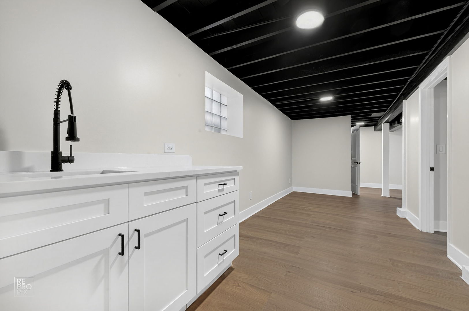 8420 South Carpenter Street Chicago, IL 60620 - Photo 18 of 23 a view of room and cabinet