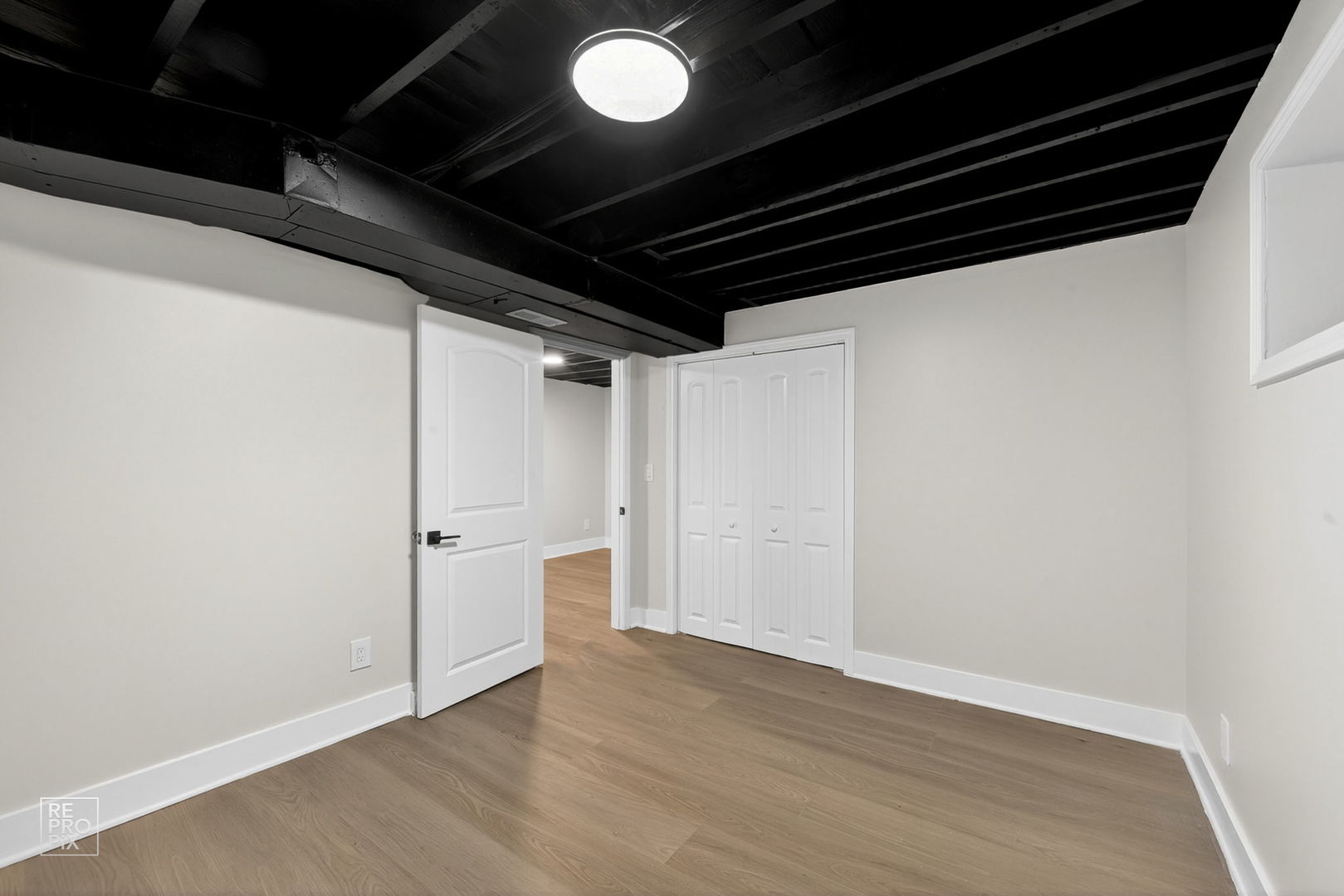 8420 South Carpenter Street Chicago, IL 60620 - Photo 21 of 23 a view of an empty room