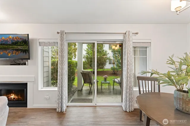 $329,500 | 15150 140th Way Southeast, Unit S103, Renton, WA 98058