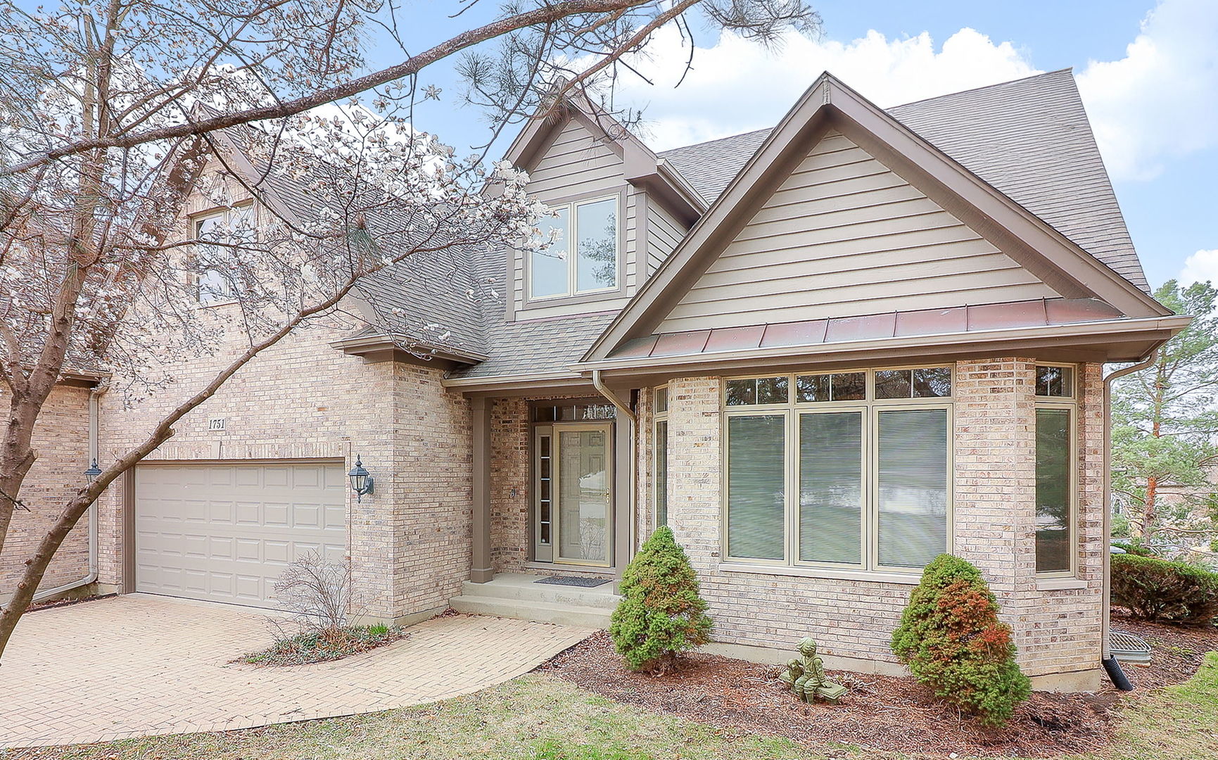 1751 Rizzi Lane Bartlett, IL 60103 - Photo 2 of 28