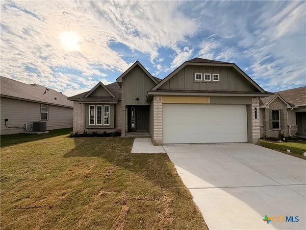 $254,900 | 122 University Avenue, Troy, TX 76579