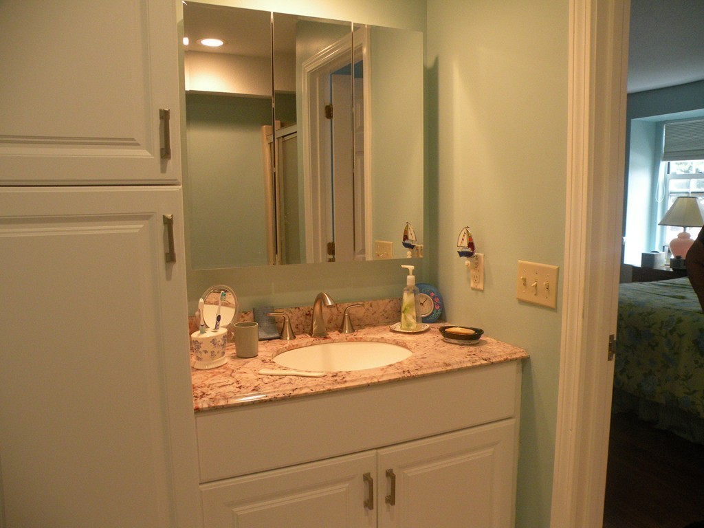 155 Shaw Farm Road, Unit 155 Canton, MA 02021 - Photo 10 of 14 Gallery Image 10