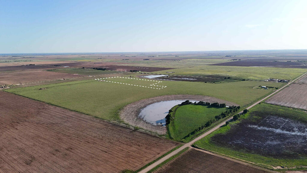 1443 County Road 145 Post, TX 79356 - Photo 8 of 22 an aerial view of a football ground