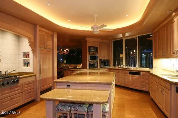 $5,995,000 | 15 Biltmore Estates Drive, Phoenix, AZ 85016