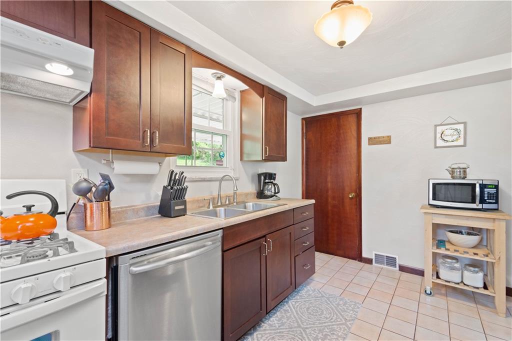 3609 West Run Road Homestead, PA 15120 - Photo 11 of 24 Gallery Image 11